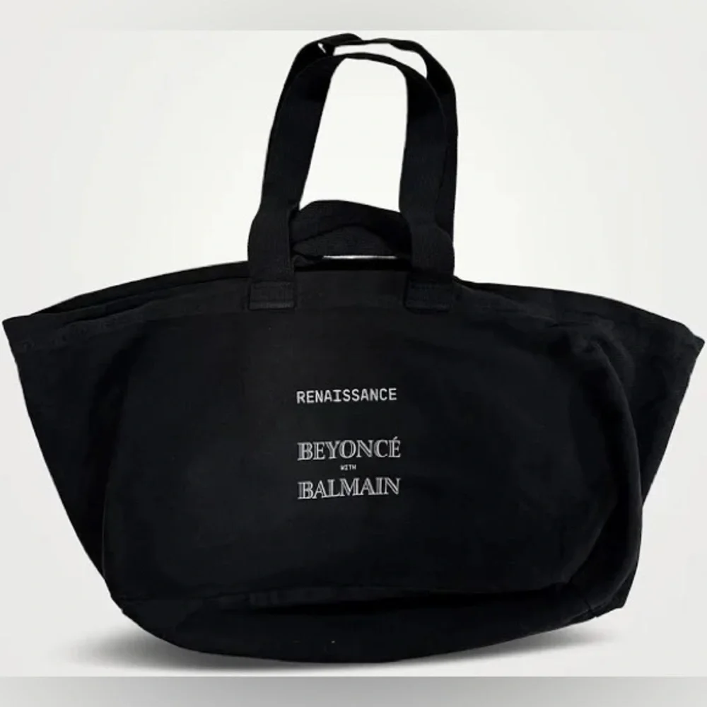 Beyonce x Balmain Renaissance Collection - Picture 3 of 4